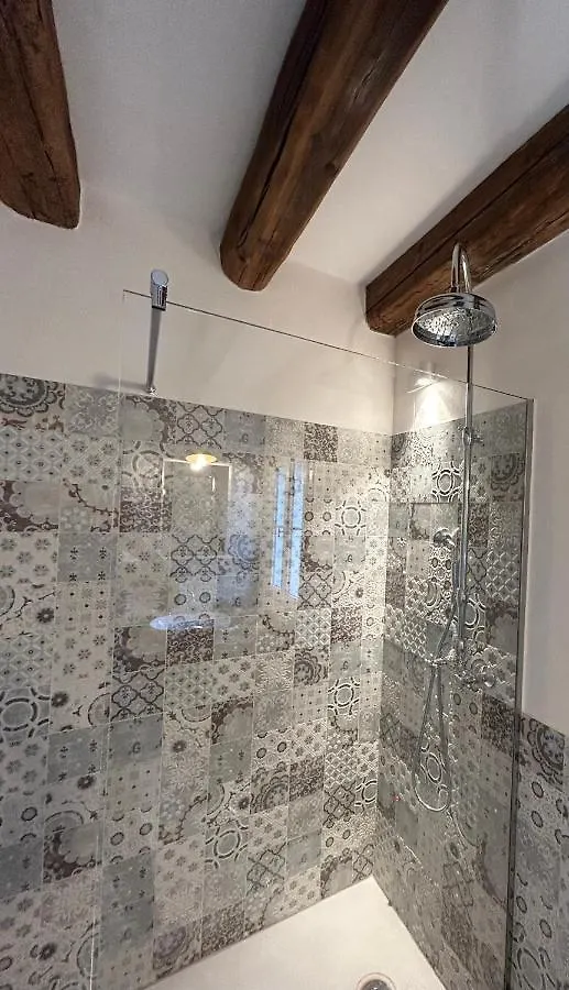 Il Glicine - Natural Bnb Castello Di Godego Bed & Breakfast
