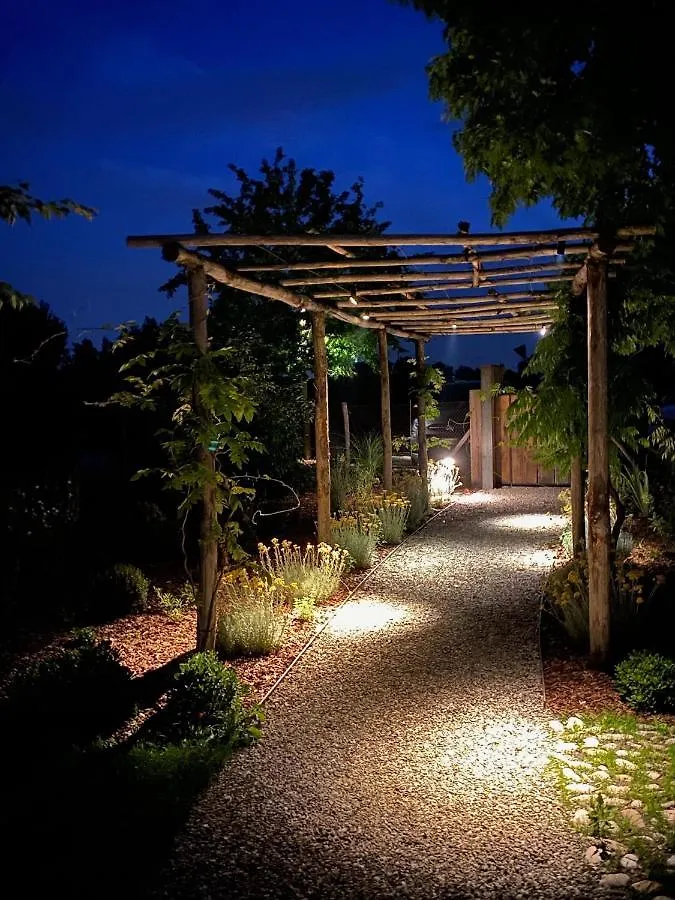 Il Glicine - Natural Bnb Castello Di Godego Couette-café