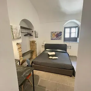 Il Telescopio , Noto Italia