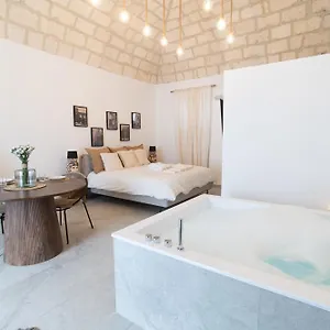 Vicoloterzo , Bari Italia
